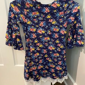 Like new, little girls dress size 7